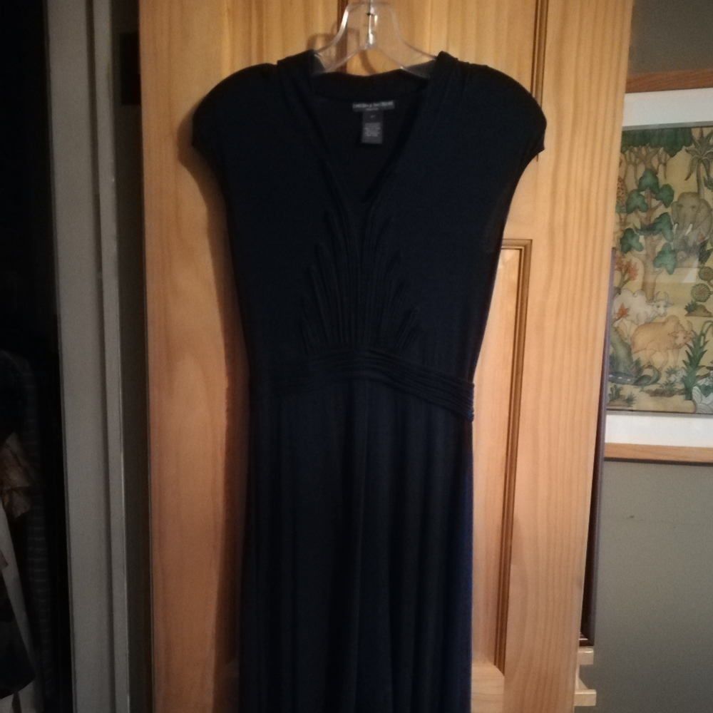 Chelsea & Theodore dark blue dress